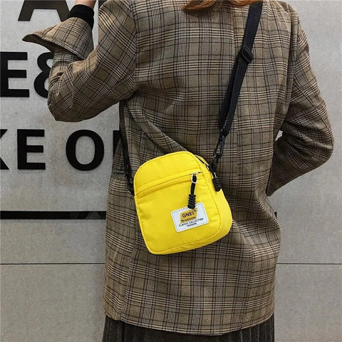 Bolsa de Ombro em Canvas - Estilo Urbano e Versátil